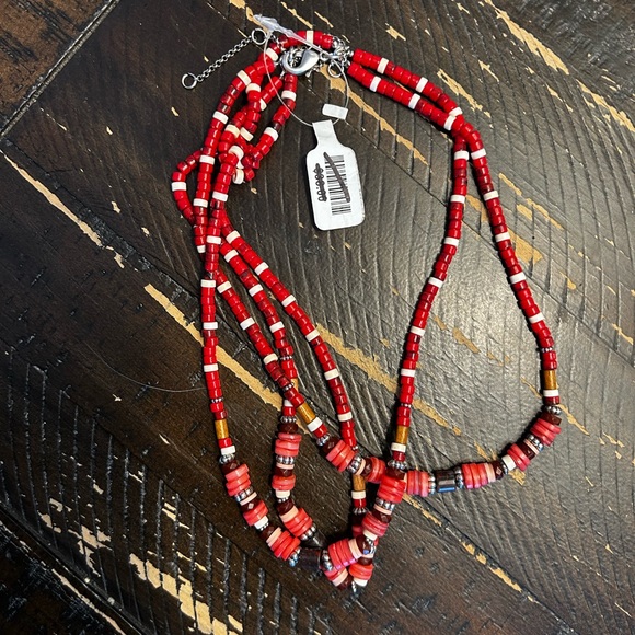 NWT Free People 3 layer red beaded necklace - Picture 6 of 7